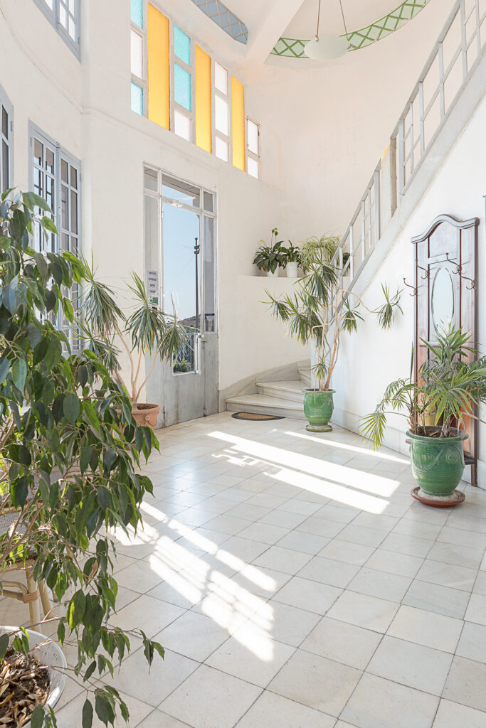 Photographie d'hôtellerie, le hall d'entrée de l'hôtel le belvédère à Cerbère